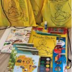 Balíčky pre prváčikov ako pomoc rodinám pre začiatok školského roka